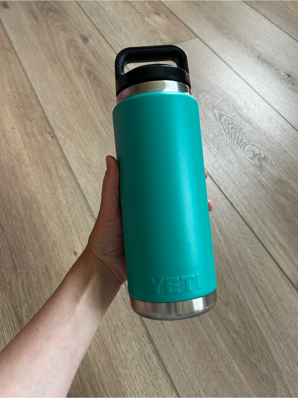 Yeti Aquifer Blue 26 oz Rambler Bottle - Picture 2 of 3